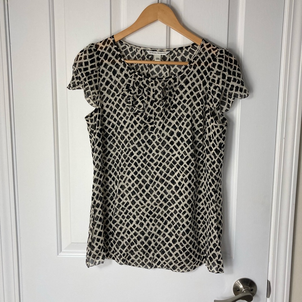 Banana Republic 100% Silk Sheer Blouse
